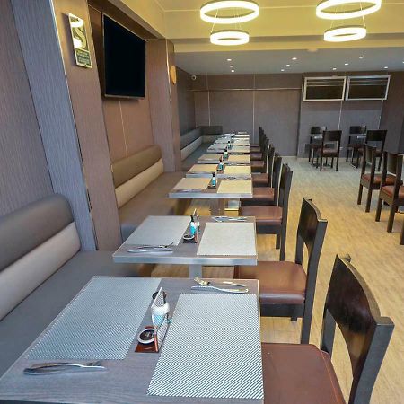 Qp Hotels Трухильо Экстерьер фото