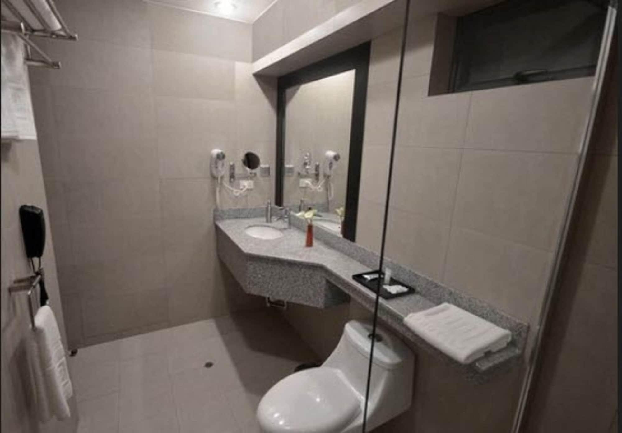 Qp Hotels Трухильо Экстерьер фото